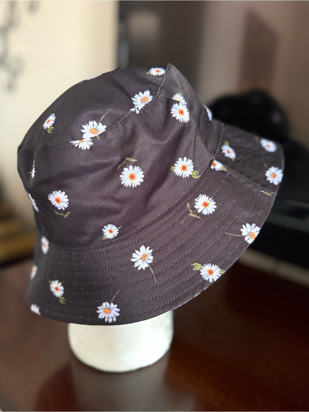 Alice + Olivia Reversible Daisy Print Bucket Hat